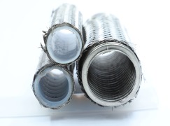 PTFE LINED FLEXIBLE HOSE WITH SS304 COVERING AND OUTER SIDE COATED WITH SILICONE WHITE