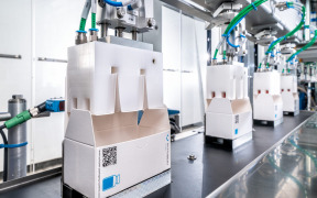 Pharmaceutical packaging machine for ampoules and vials – as a turnkey solution from Schubert