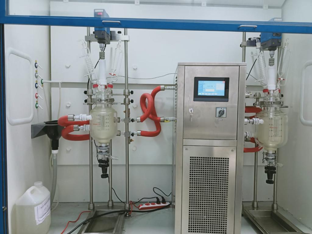 1L & 2L Lab reactor system with TCU - Govt. Research Centre India